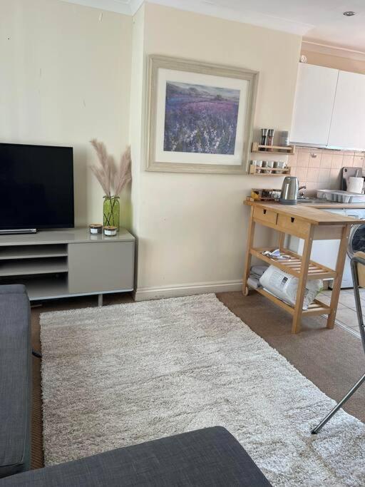 1 Bedroom Flat Sleeps 4 In Abingdon Oxfordshire Eksteriør bilde