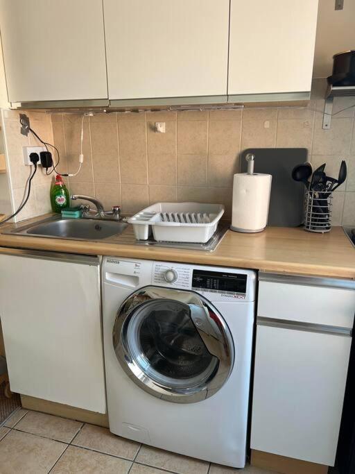 1 Bedroom Flat Sleeps 4 In Abingdon Oxfordshire Eksteriør bilde