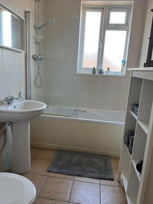 1 Bedroom Flat Sleeps 4 In Abingdon Oxfordshire Eksteriør bilde