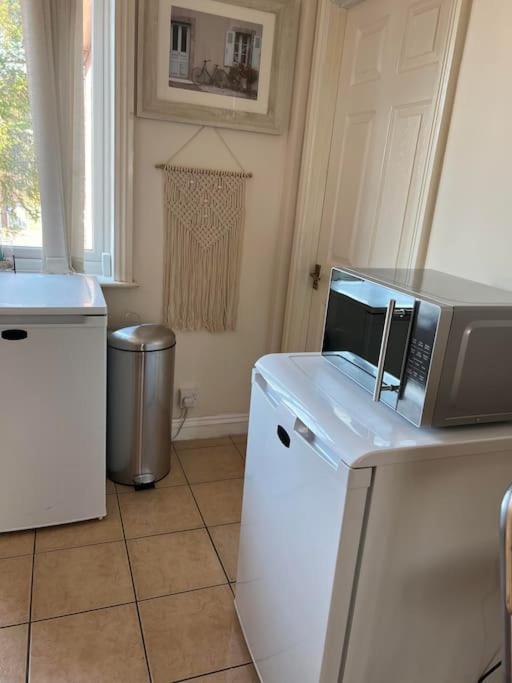 1 Bedroom Flat Sleeps 4 In Abingdon Oxfordshire Eksteriør bilde