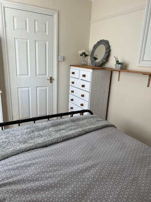 1 Bedroom Flat Sleeps 4 In Abingdon Oxfordshire Eksteriør bilde