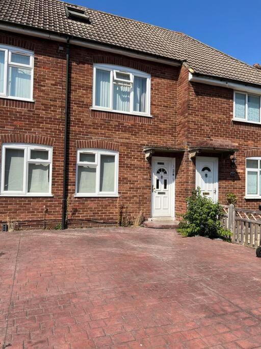 1 Bedroom Flat Sleeps 4 In Abingdon Oxfordshire Eksteriør bilde