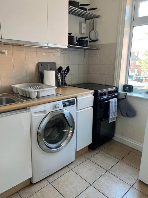 1 Bedroom Flat Sleeps 4 In Abingdon Oxfordshire Eksteriør bilde